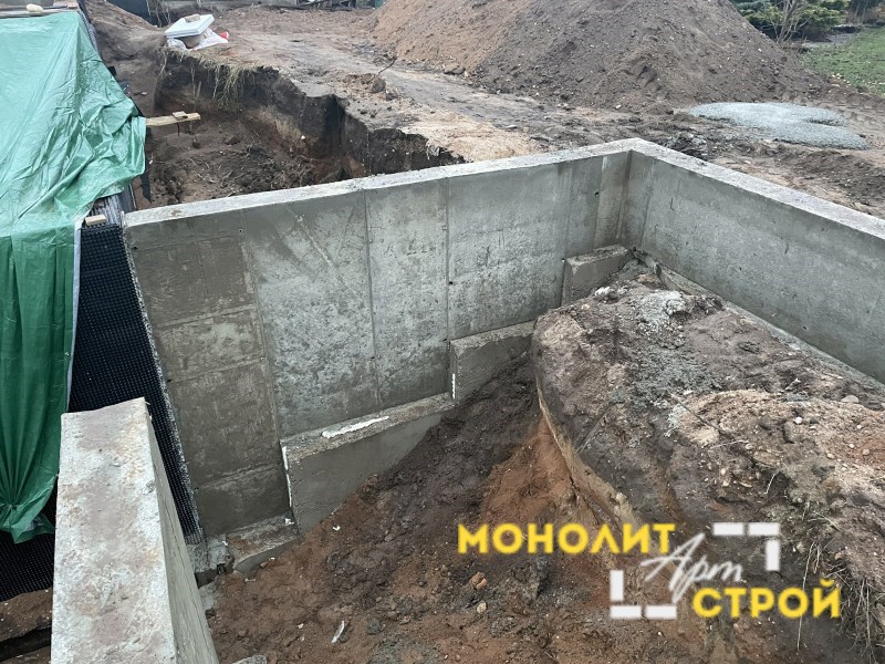 Заливка ленточного фундамента - фото объекта